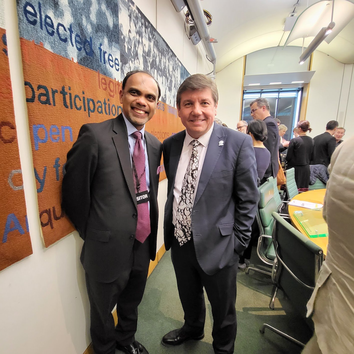 H.E. Stephen Metcalfe MP with Cykube CEO